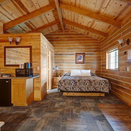 Rock Crest Lodge & Cabins Custer Eksteriør billede