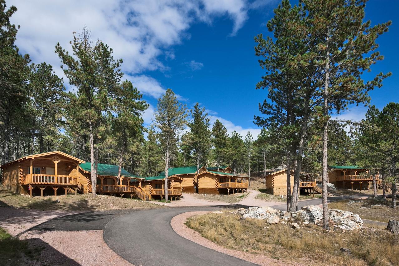 Rock Crest Lodge & Cabins Custer Eksteriør billede