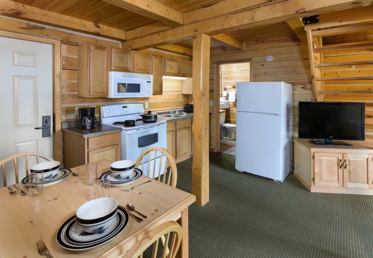 Rock Crest Lodge & Cabins Custer Eksteriør billede